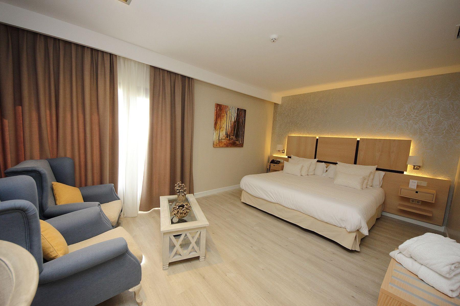 Hotel Chateau Vinasoro Alcazar de San Juan Kültér fotó