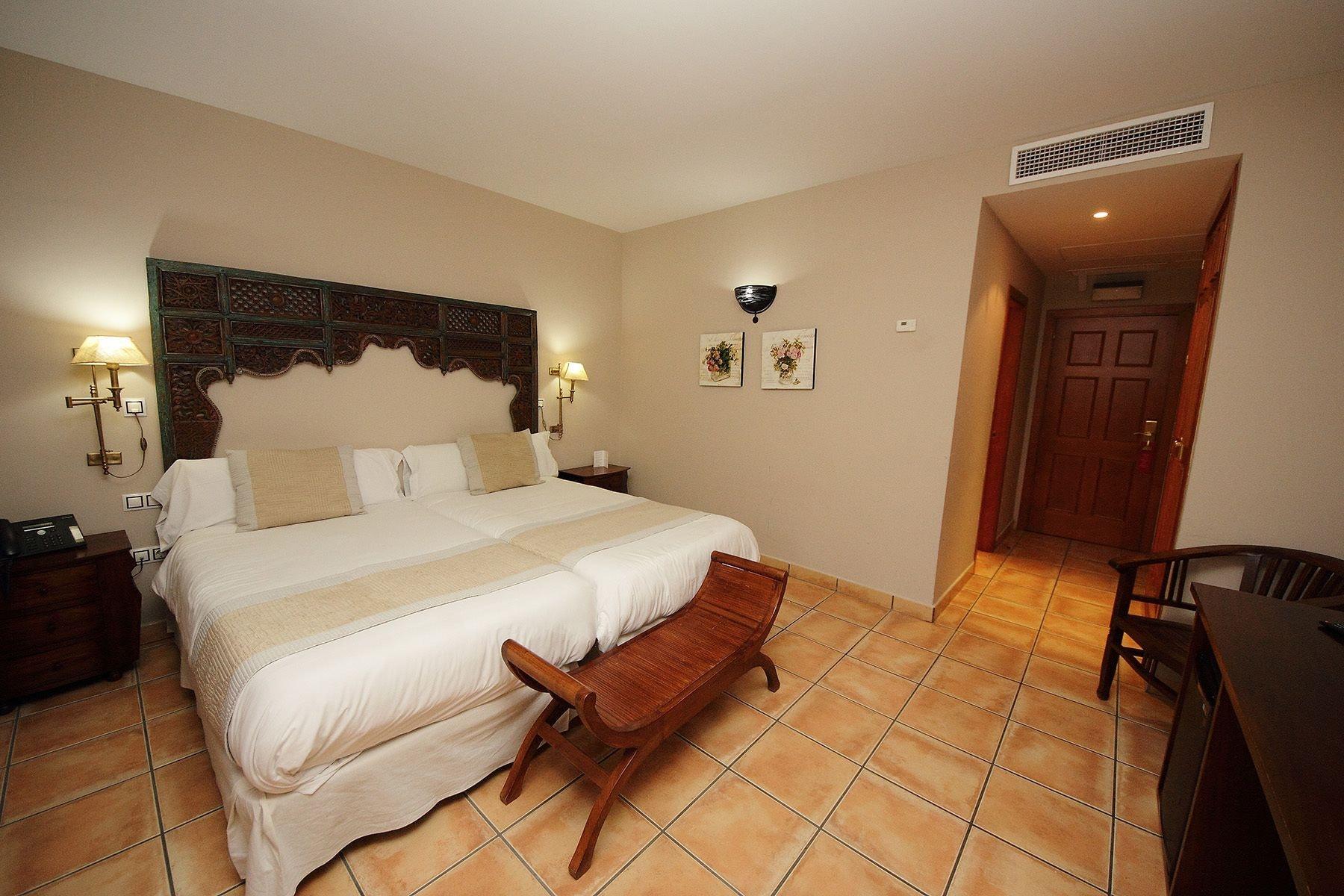 Hotel Chateau Vinasoro Alcazar de San Juan Kültér fotó