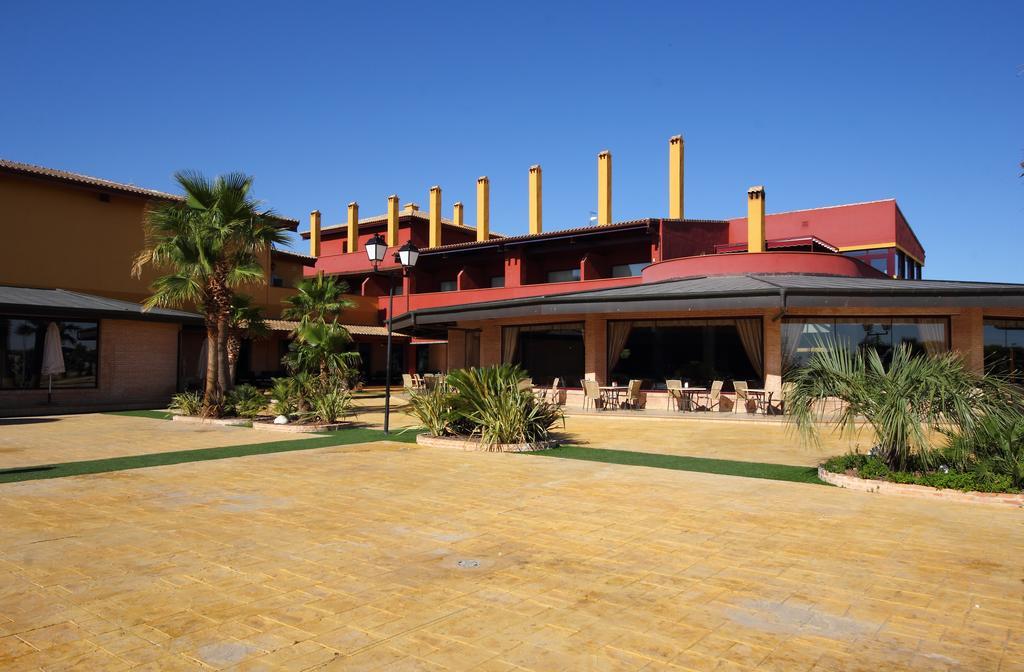 Hotel Chateau Vinasoro Alcazar de San Juan Kültér fotó